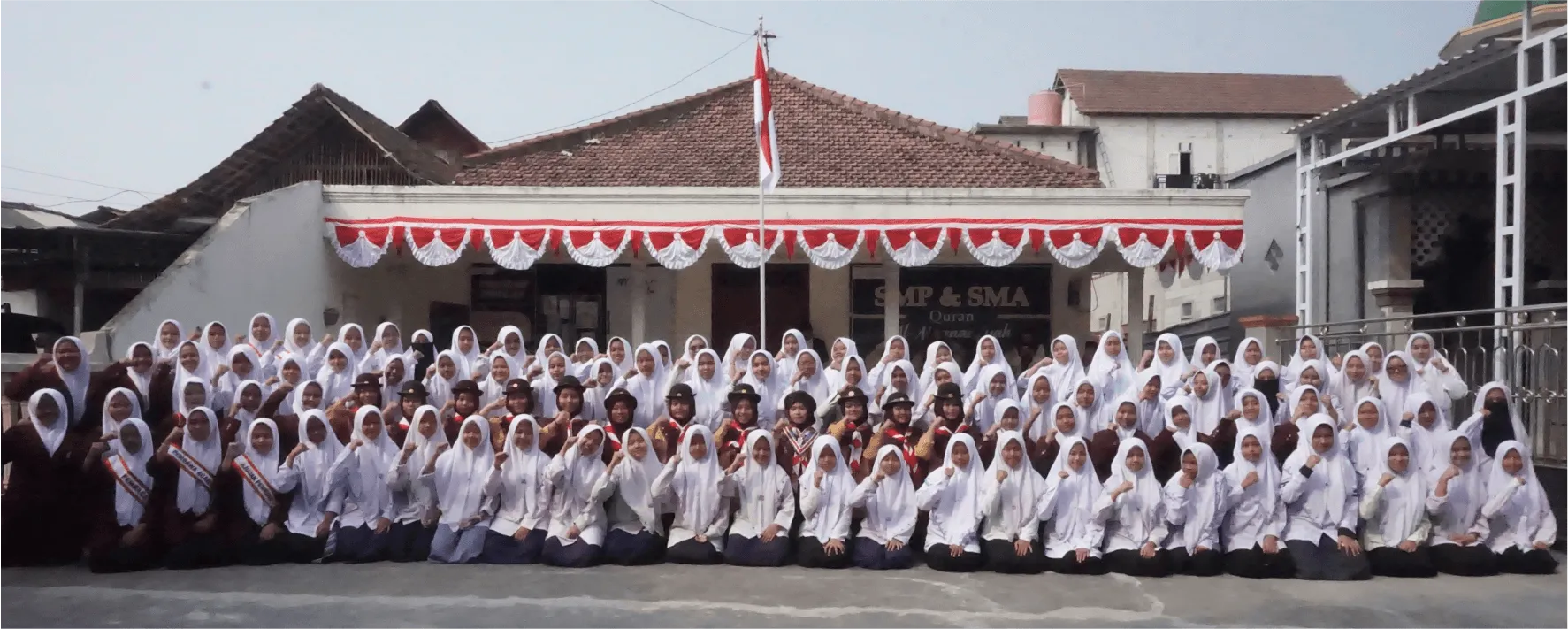 Upacara bendera peringatan HUT ke 81 RI